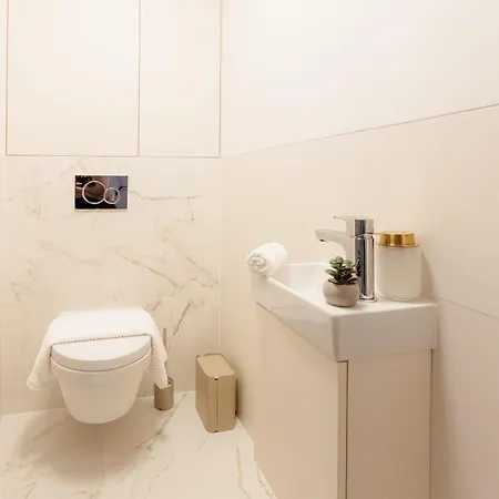 Appartement Vydrica With Balcony *