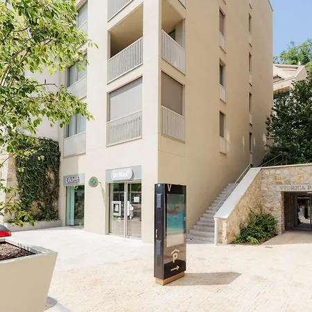 Vydrica With Balcony Appartement *